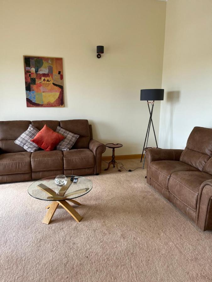 Apartment 500 - Metro Style Apartment On Nc500 Thurso Bagian luar foto