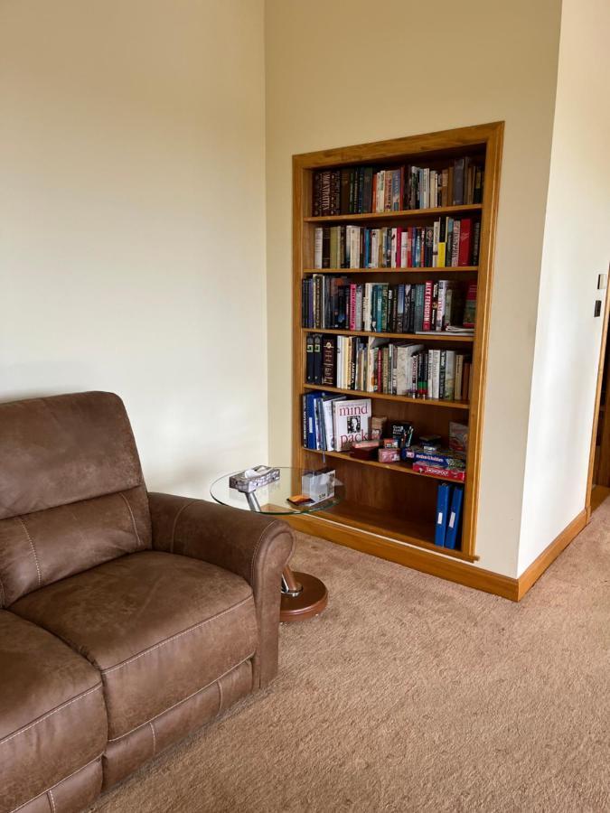 Apartment 500 - Metro Style Apartment On Nc500 Thurso Bagian luar foto